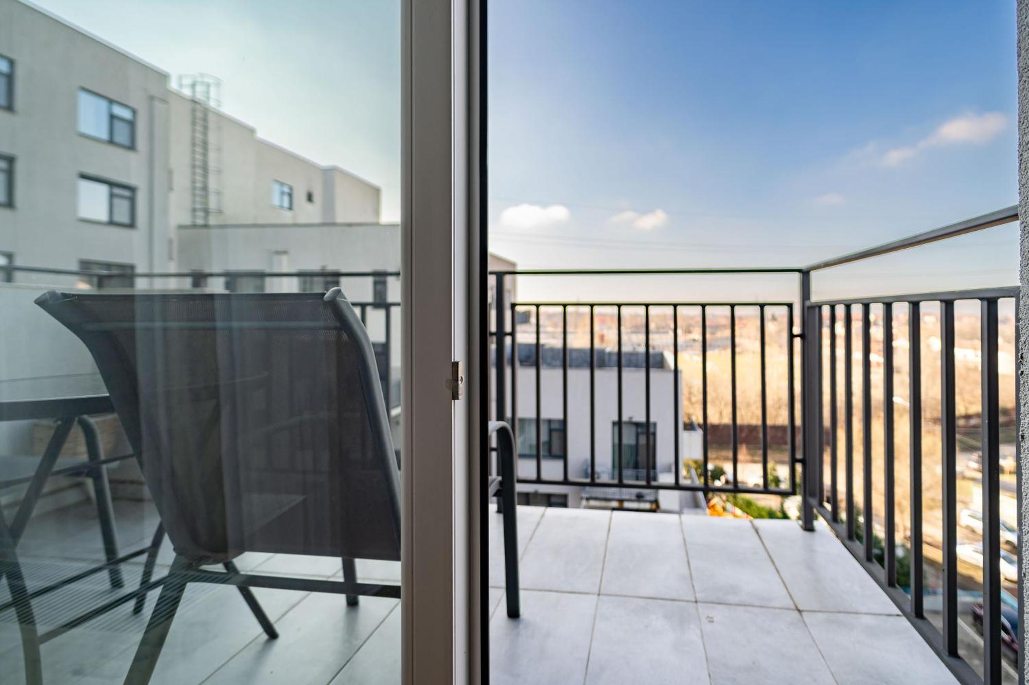 Modern Apollus Avenue - By Openhouse Apartments Timişoara Buitenkant foto