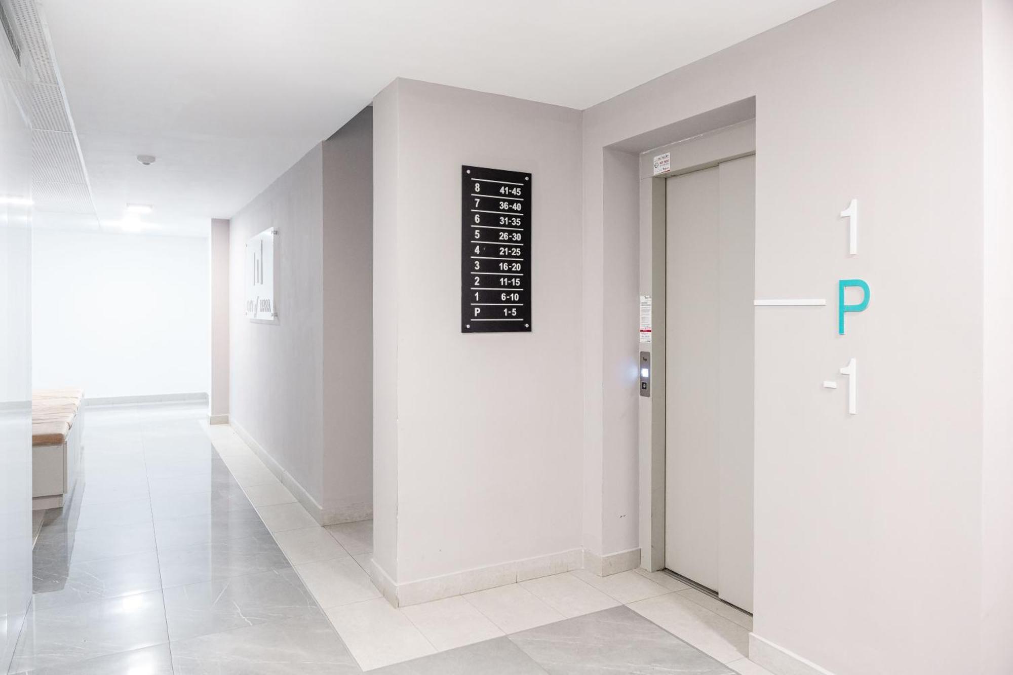 Modern Apollus Avenue - By Openhouse Apartments Timişoara Buitenkant foto
